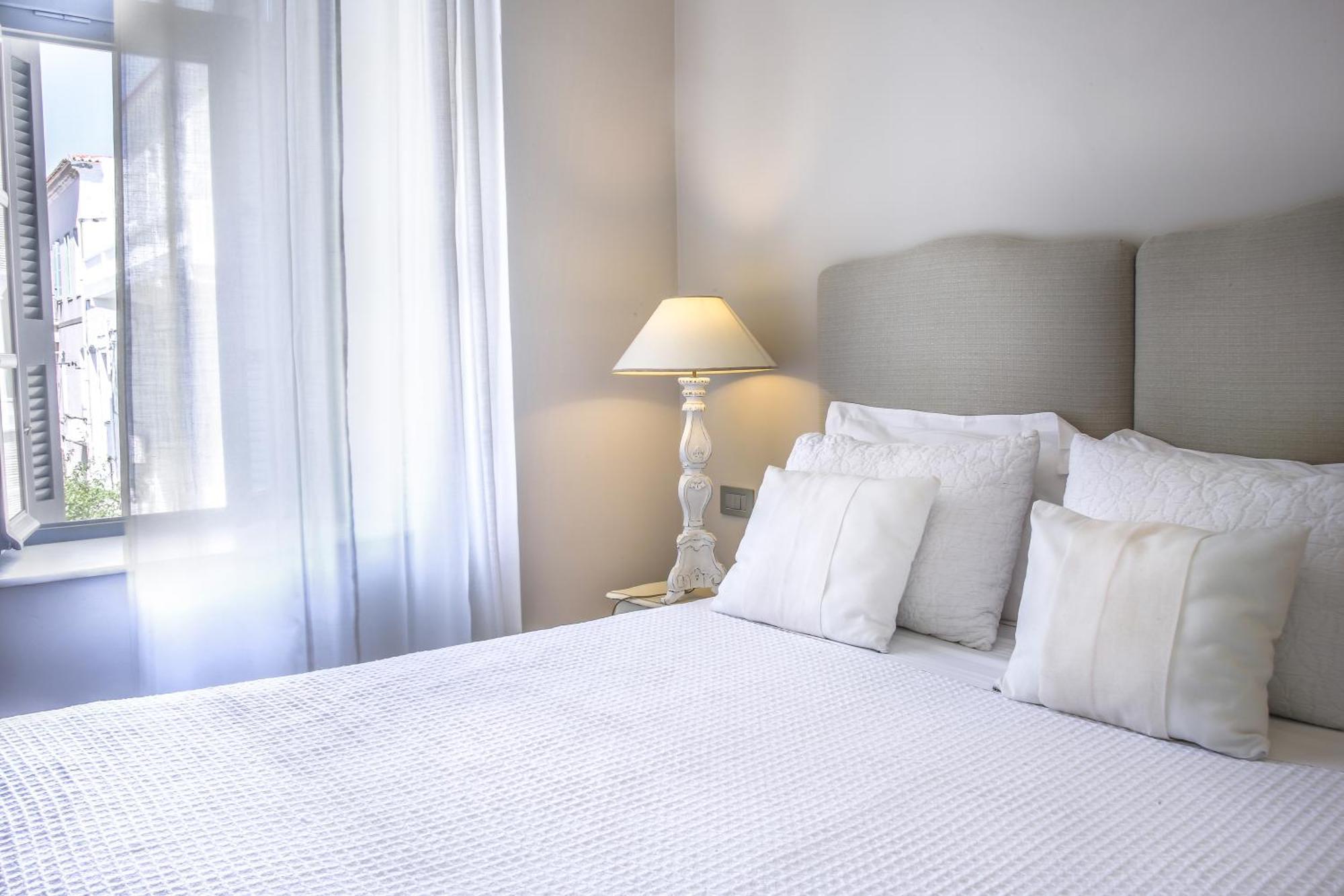 Micra Anglia Boutique Hotel & Spa Андрос Экстерьер фото